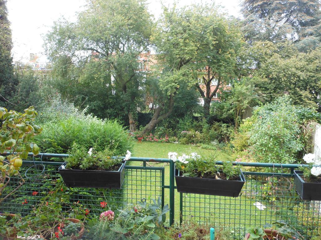 B&B Capitaine Piret Woluwe-Saint-Lambert Екстер'єр фото